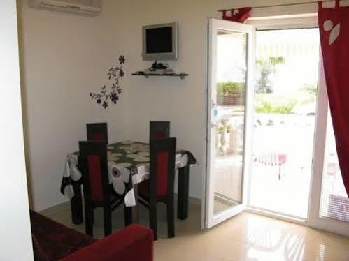 Apartment Lydia Bilan Vodice Exterior photo