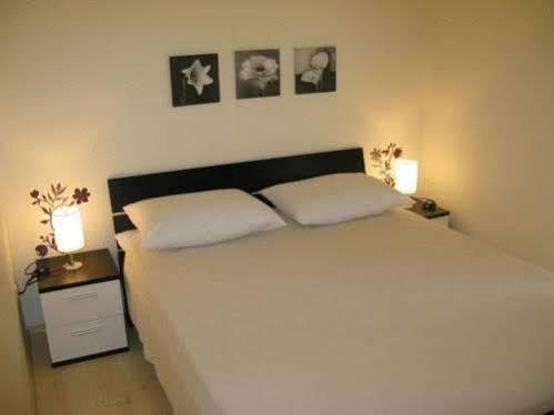 Apartment Lydia Bilan Vodice Exterior photo